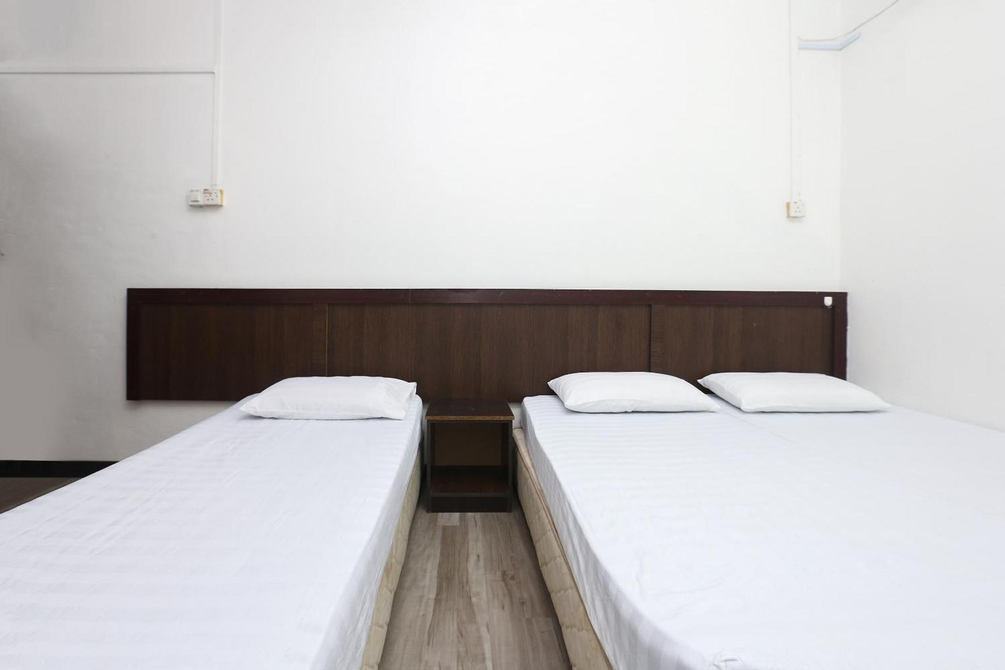 Oyo 89755 D&D Budget Inn Kota Bharu Exteriér fotografie