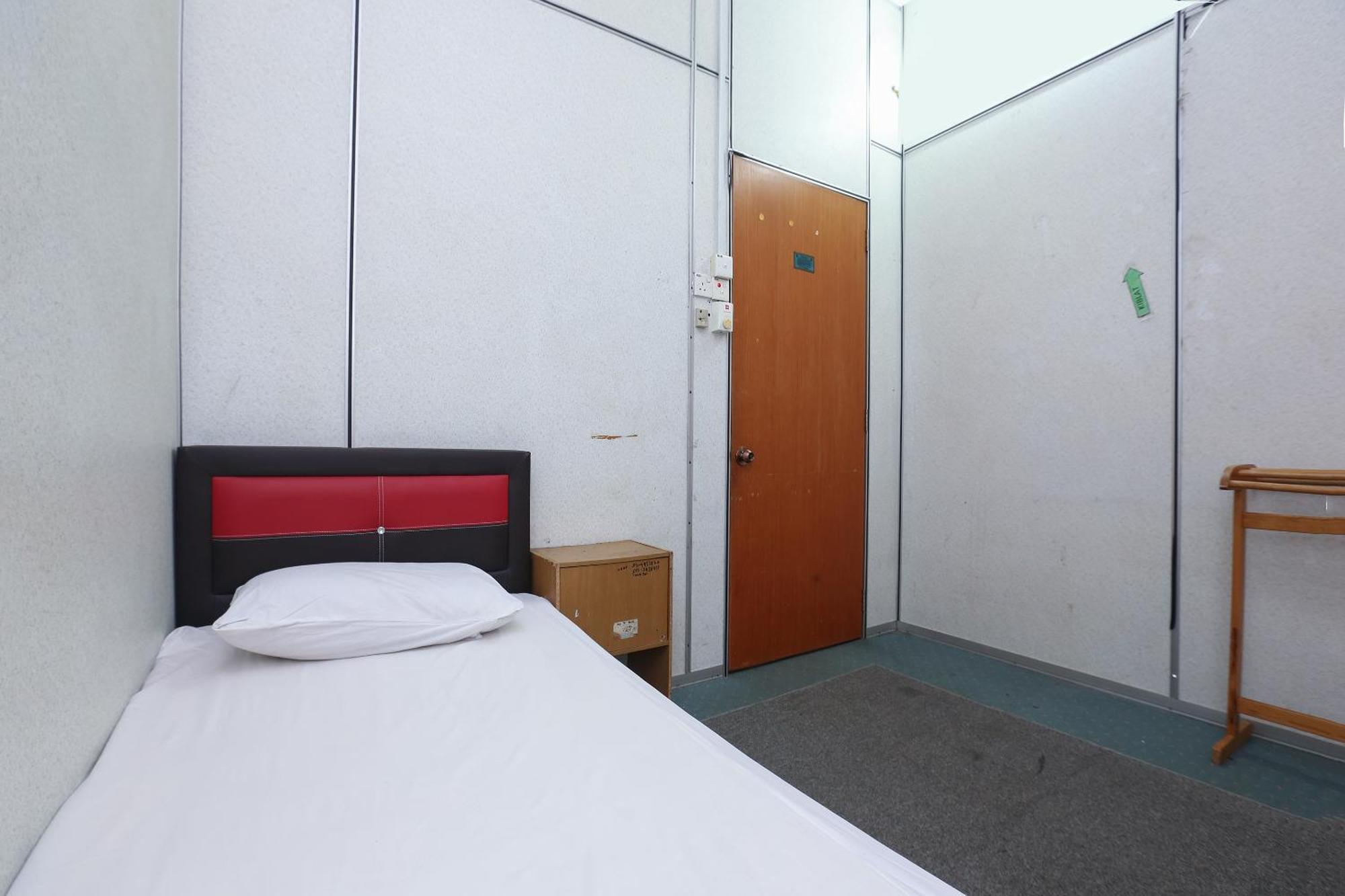 Oyo 89755 D&D Budget Inn Kota Bharu Exteriér fotografie