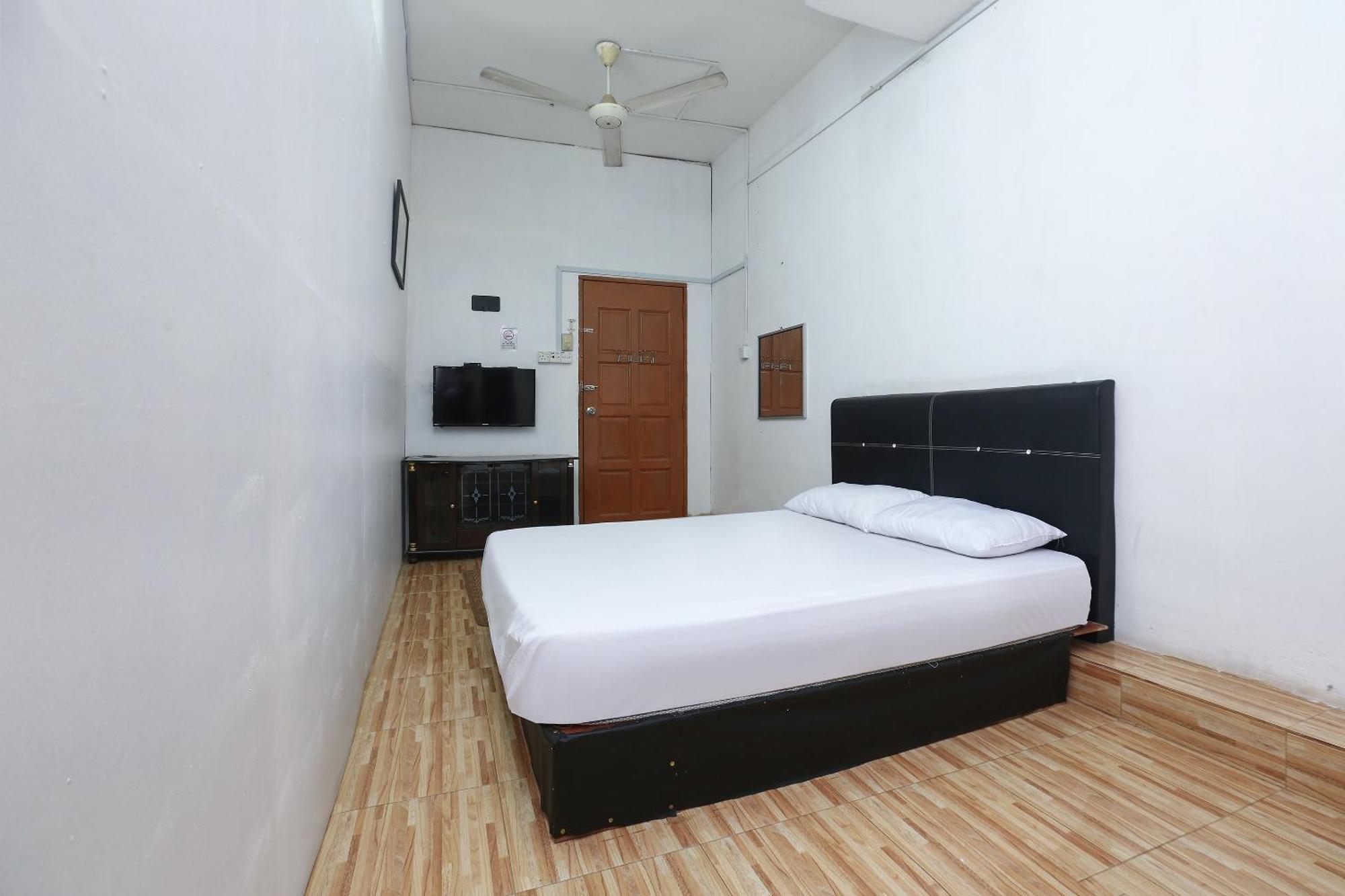 Oyo 89755 D&D Budget Inn Kota Bharu Exteriér fotografie