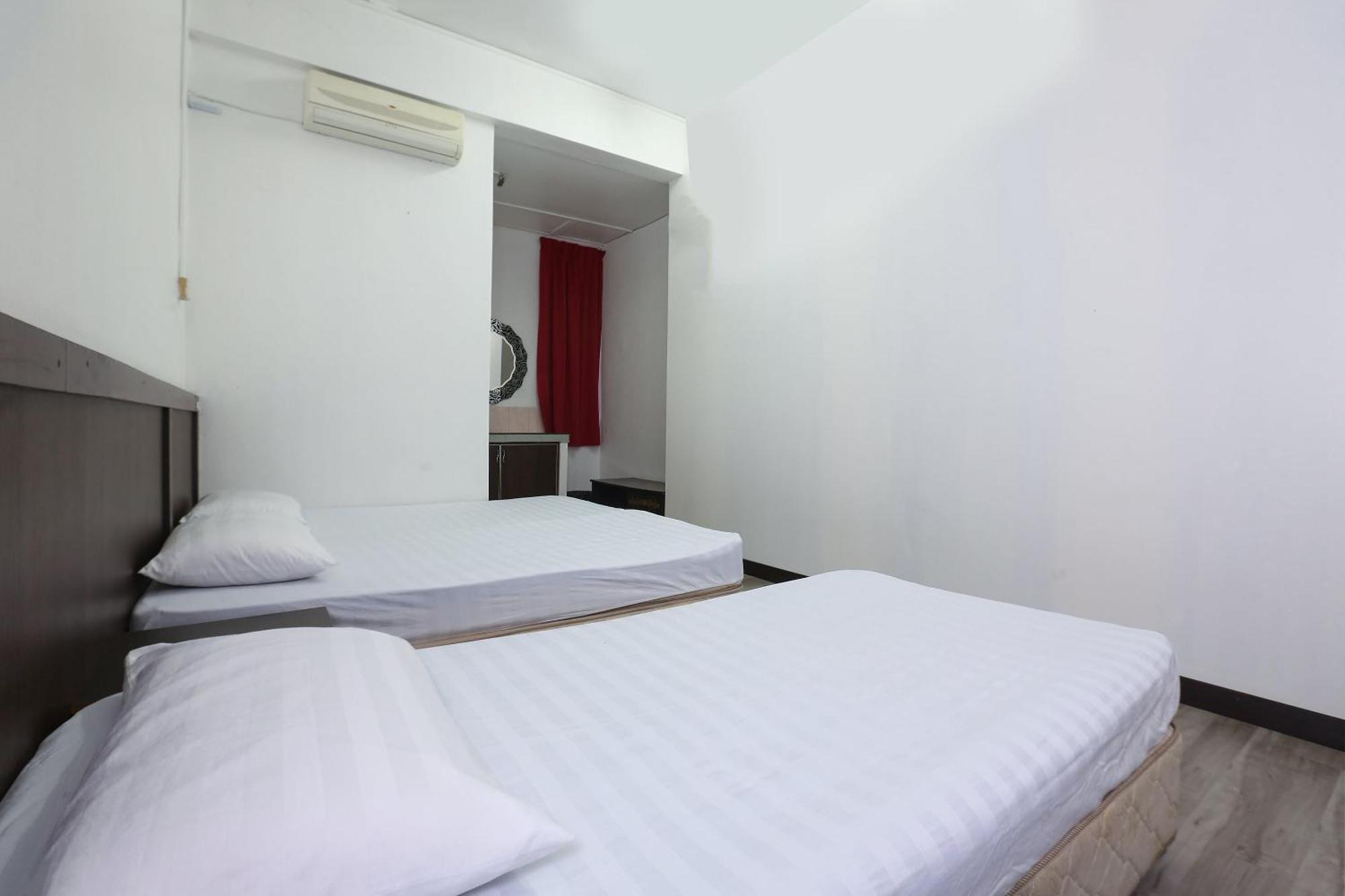 Oyo 89755 D&D Budget Inn Kota Bharu Exteriér fotografie