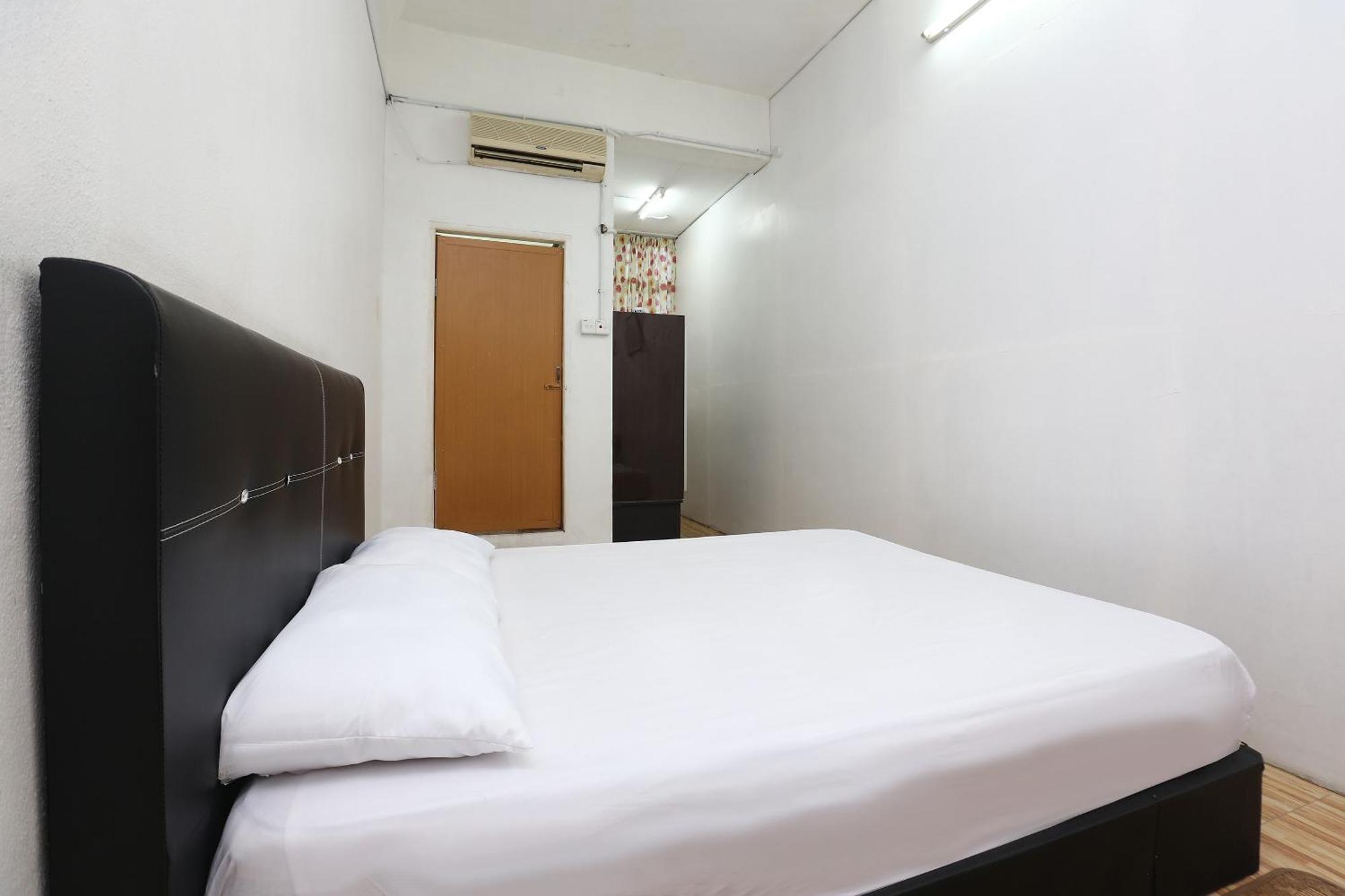 Oyo 89755 D&D Budget Inn Kota Bharu Exteriér fotografie