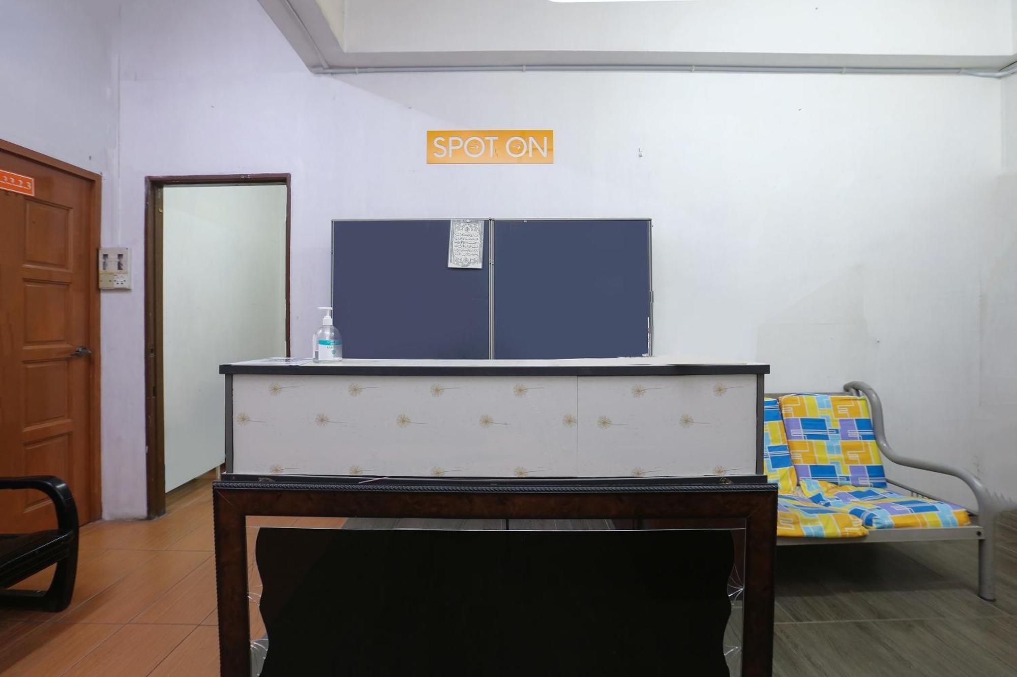 Oyo 89755 D&D Budget Inn Kota Bharu Exteriér fotografie